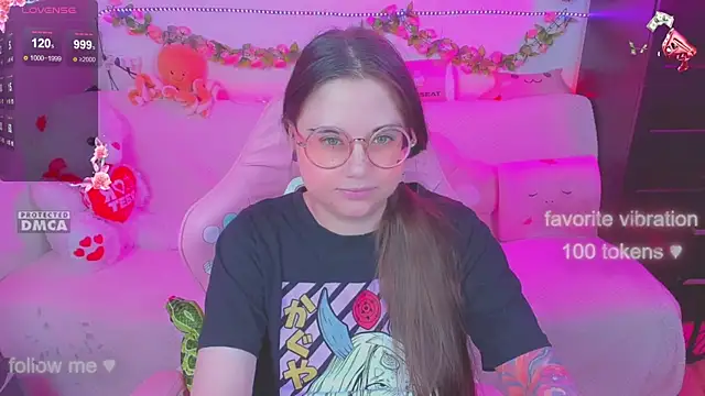 Snapshot of Lolisuccub chatting on 09-09-25, 05:45 Lolisuccub online show from 09-09-25, 05:45