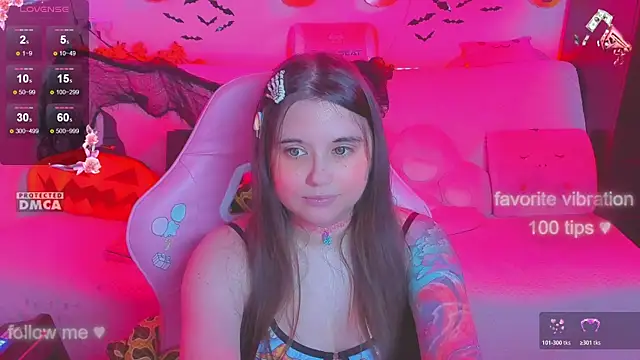 Snapshot of Lolisuccub chatting on 10-23-25, 11:03 Lolisuccub online show from 10-23-25, 11:03