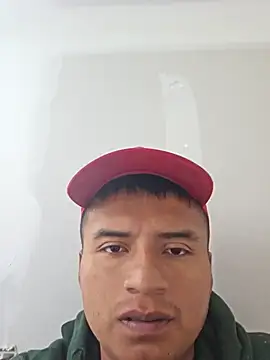 Snapshot of Diablo9804 chatting on 10-29-25, 04:20 Diablo9804 online show from 10-29-25, 04:20