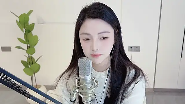 HaagenDazs  online show from 03-06-25, 04:19