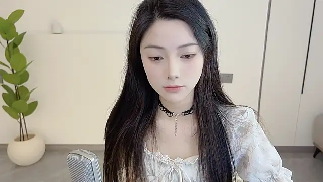 HaagenDazs  online show from 03-13-25, 01:10