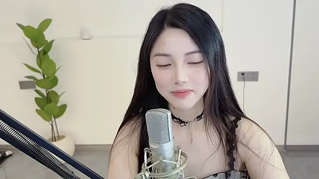 HaagenDazs  online show from 03-21-25, 04:17