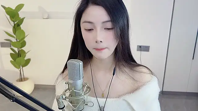 HaagenDazs  online show from 03-23-25, 04:05