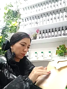 LunaZambrano online show from 03-06-25, 11:31