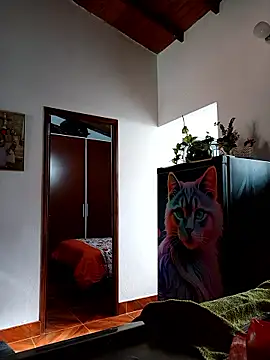 LunaZambrano online show from 01-14-26, 01:50