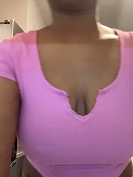 CandyLuxxxx online show from 12-28-24, 12:36