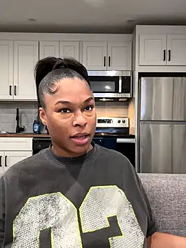 CandyLuxxxx online show from 09-13-25, 04:23