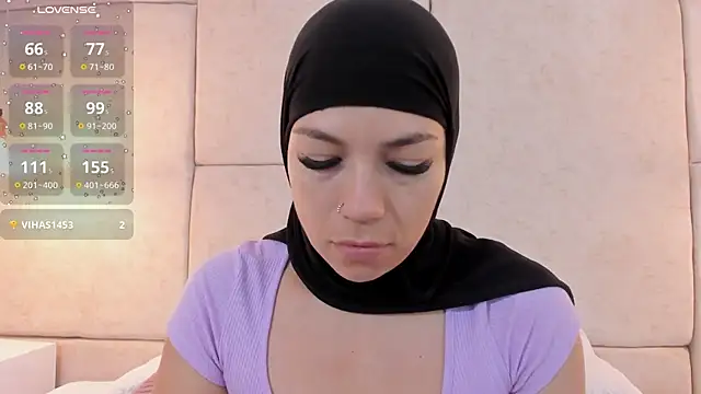 aisha vs online show from 12-26-24, 12:16