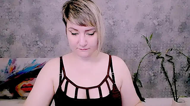 Djullia online show from 05-28-26, 05:49
