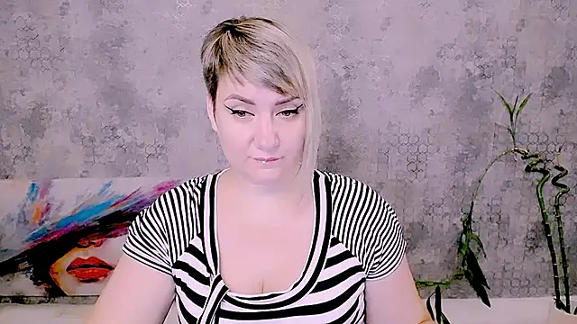 Djullia online show from 07-24-26, 05:49