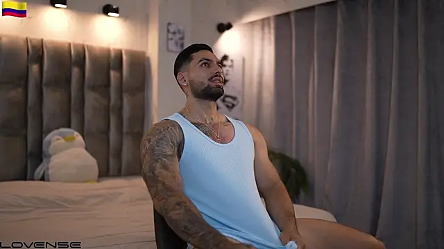 Snapshot of john_king29 chatting on 11-03-25, 12:39 john king29 online show from 11-03-25, 12:39