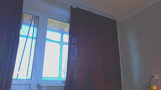 sinteas online show from 06-18-26, 04:00