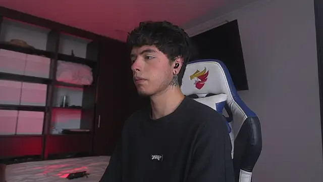  morghan  online show from 12-18-25, 07:31