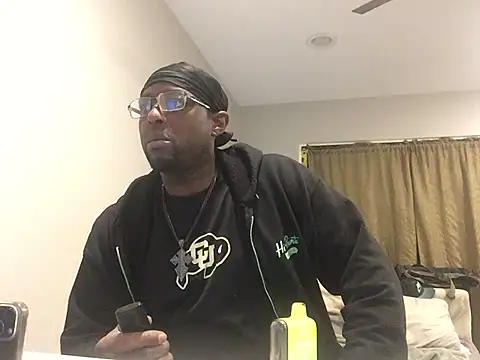 Londonfrotadejr online show from 02-01-25, 04:24