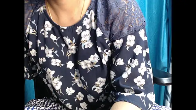 CuteRhea69 online show from 02-05-25, 03:20