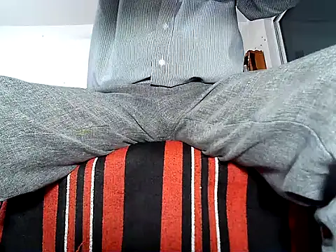 manan28 online show from 10-13-25, 12:49