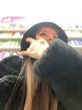 KrisMagnoly online show from 02-28-25, 11:58