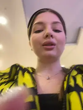 Snapshot of KrisMagnoly chatting on 03-04-26, 06:14 KrisMagnoly online show from 03-04-26, 06:14