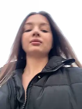 Snapshot of KrisMagnoly chatting on 03-28-26, 04:06 KrisMagnoly online show from 03-28-26, 04:06