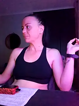 MrsBunnyBum online show from 05-04-26, 05:47