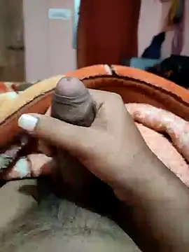 Snapshot of Roxy_Hard chatting on 12-08-24, 07:11 Roxy Hard online show from 12-08-24, 07:11