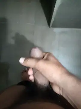 Snapshot of Roxy_Hard chatting on 09-22-25, 11:40 Roxy Hard online show from 09-22-25, 11:40