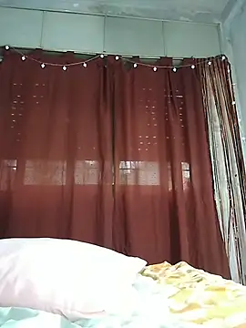 Kleopatracolo online show from 11-20-25, 04:18