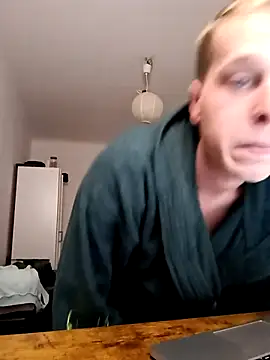 Activedude23 online show from 11-09-25, 02:48