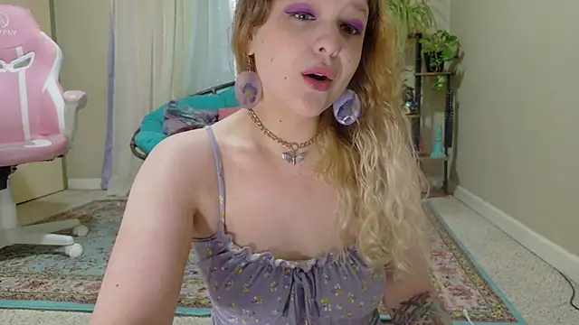 Emihaze online show from 05-08-26, 03:17