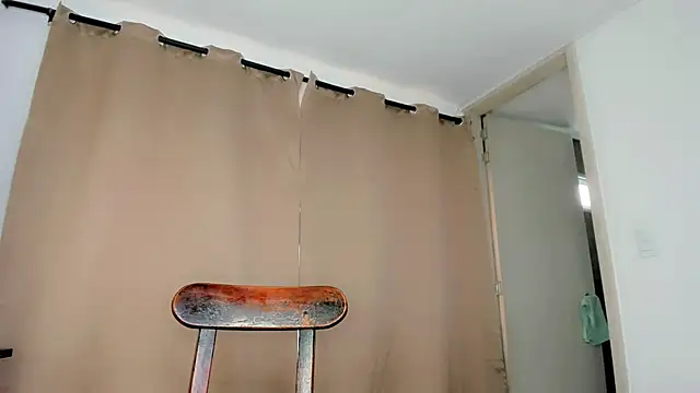 Genesis Sandoval online show from 01-03-25, 03:44