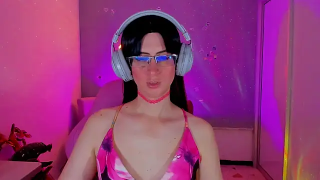 KimberlyJohnsoon online show from 12-22-24, 12:28