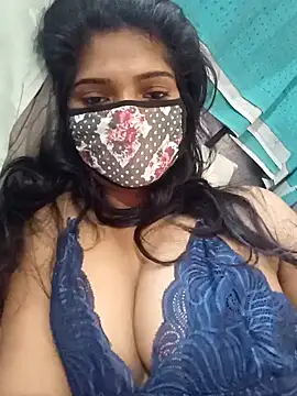 Snapshot of Shreya-Shetty09 chatting on 02-13-25, 03:39 Shreya-Shetty09 online show from 02-13-25, 03:39