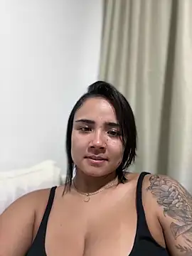 Snapshot of Lea_Foster chatting on 09-09-25, 12:32 Lea Foster online show from 09-09-25, 12:32