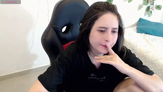 Snapshot of tania_sweet__ chatting on 01-02-25, 11:38 tania sweet online show from 01-02-25, 11:38