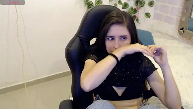 Snapshot of tania_sweet__ chatting on 02-15-25, 05:39 tania sweet online show from 02-15-25, 05:39