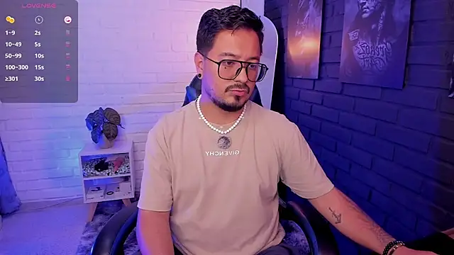 DaviidEvans  online show from 05-23-26, 04:33