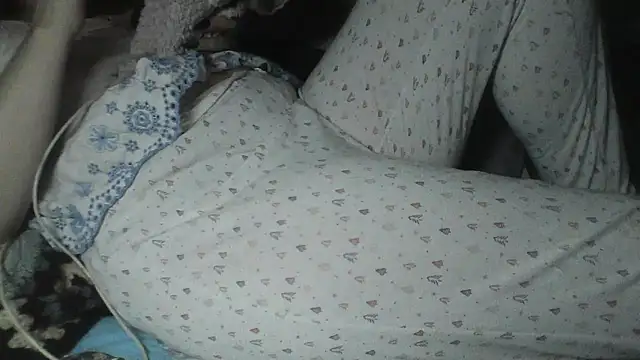 Snapshot of Alma_Evelynne chatting on 02-15-26, 08:05 Alma Evelynne online show from 02-15-26, 08:05