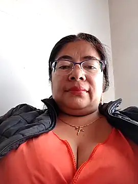   valentina18 online show from 12-13-24, 01:12