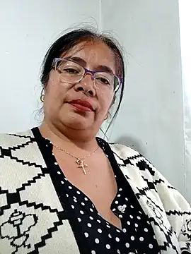   valentina18 online show from 12-30-24, 08:36