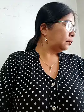   valentina18 online show from 01-23-25, 01:13