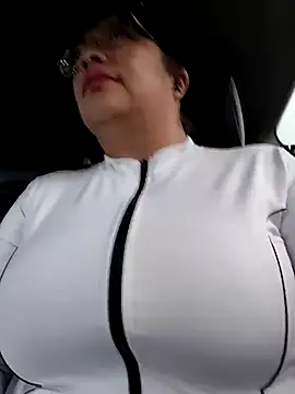   valentina18 online show from 05-12-26, 11:40