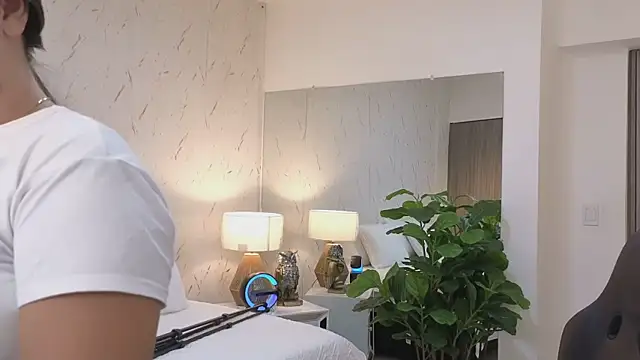 Snapshot of ava_blue chatting on 02-25-26, 07:45 ava blue online show from 02-25-26, 07:45