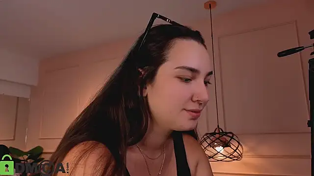 Snapshot of ava_blue chatting on 03-05-26, 07:32 ava blue online show from 03-05-26, 07:32