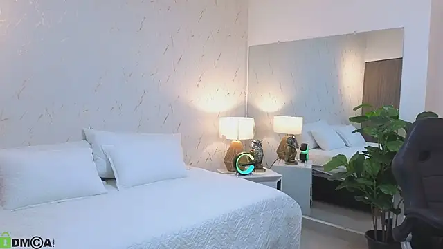 Snapshot of ava_blue chatting on 03-06-26, 08:27 ava blue online show from 03-06-26, 08:27