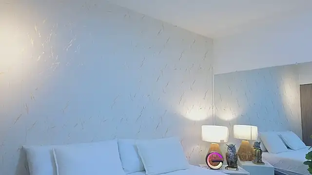 Snapshot of ava_blue chatting on 03-31-26, 07:47 ava blue online show from 03-31-26, 07:47