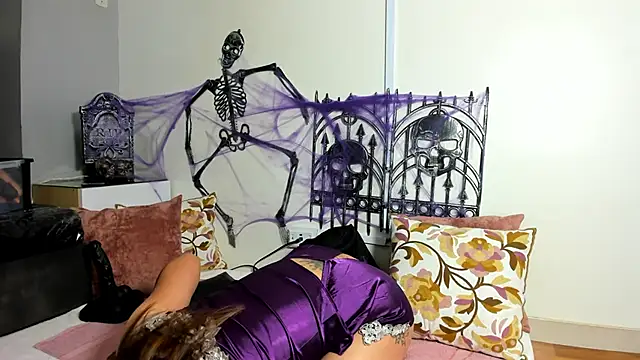 beauti wild25 online show from 10-13-25, 07:14