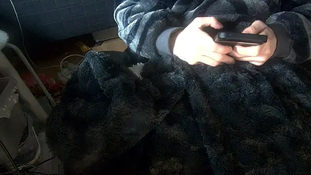 Snapshot of elliotha chatting on 03-26-26, 08:20 elliotha online show from 03-26-26, 08:20