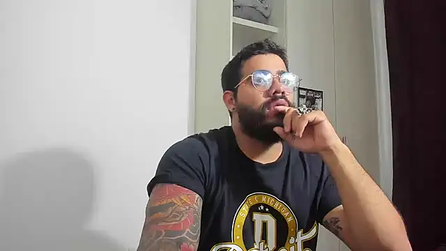 Snapshot of _Coddygold_ chatting on 03-29-26, 03:28 Coddygold online show from 03-29-26, 03:28