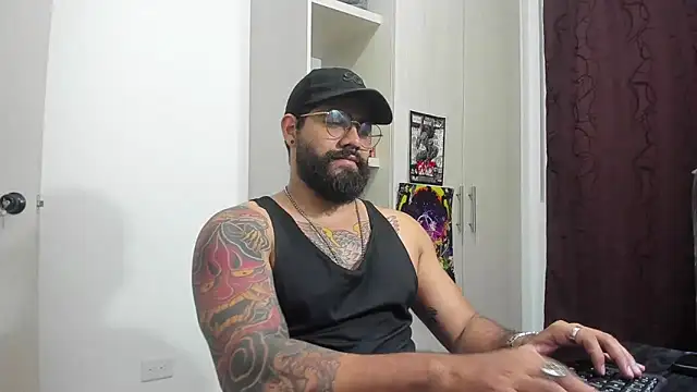 Snapshot of _Coddygold_ chatting on 04-02-26, 02:42 Coddygold online show from 04-02-26, 02:42