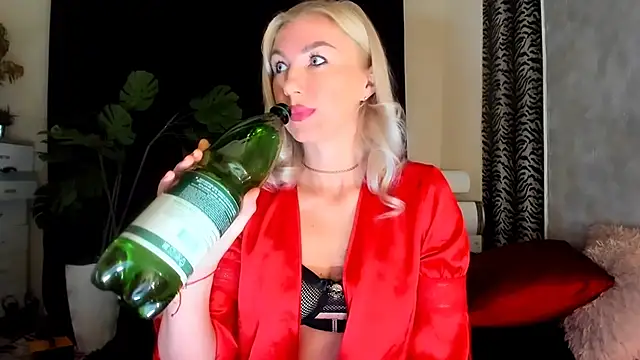  SABOTAGE  online show from 09-21-25, 01:07